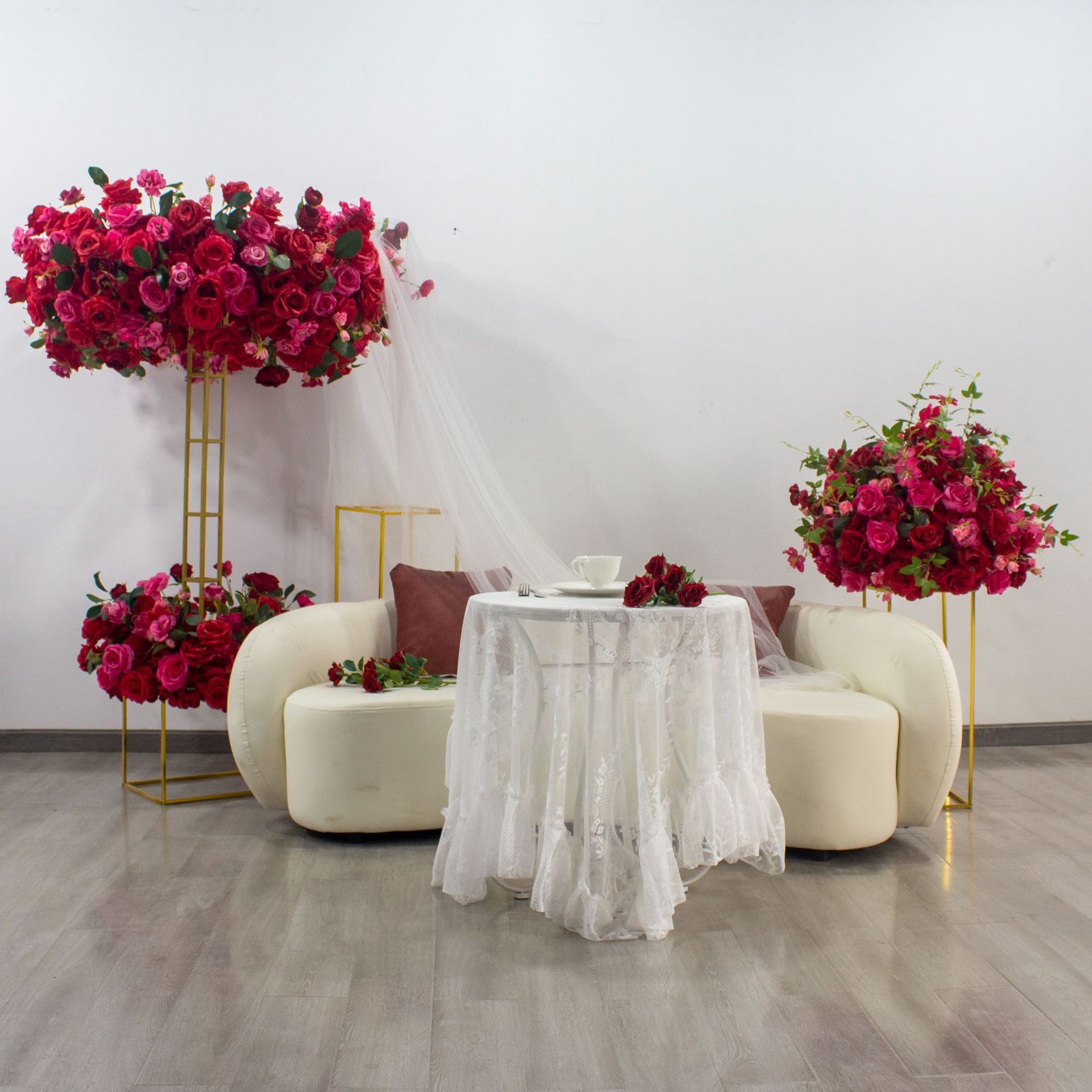CP-094 Wedding Table Centerpiece Rose Flower ball Wedding Flowers Wedding Arrangement Decoration Customized Flower Ball Table Runner