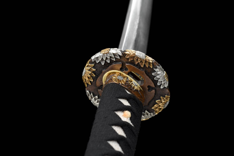 Handmade Chrysanthemum Wakizashi,Japanese samurai sword,Real Wakizashi,Hundred Steelmaking Pattern Steel