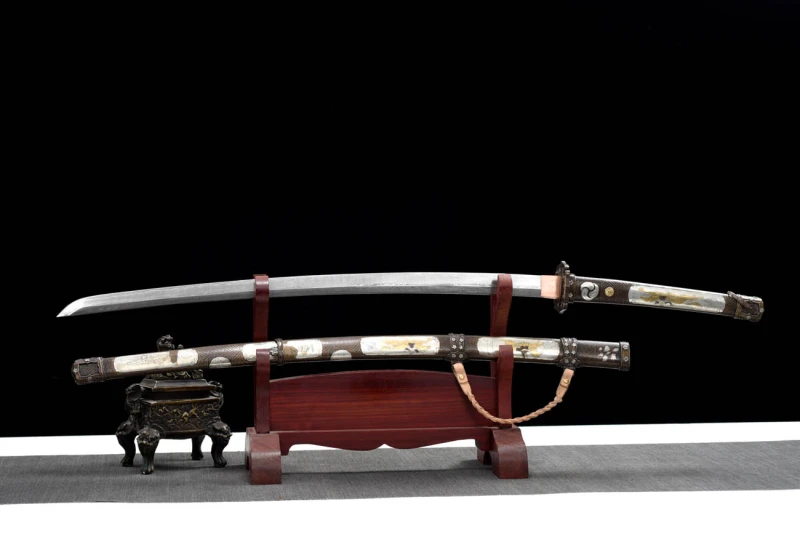 Handmade Kun Ray Tachi,Japanese samurai sword,Real Tachi,Hundred Steelmaking Pattern Steel