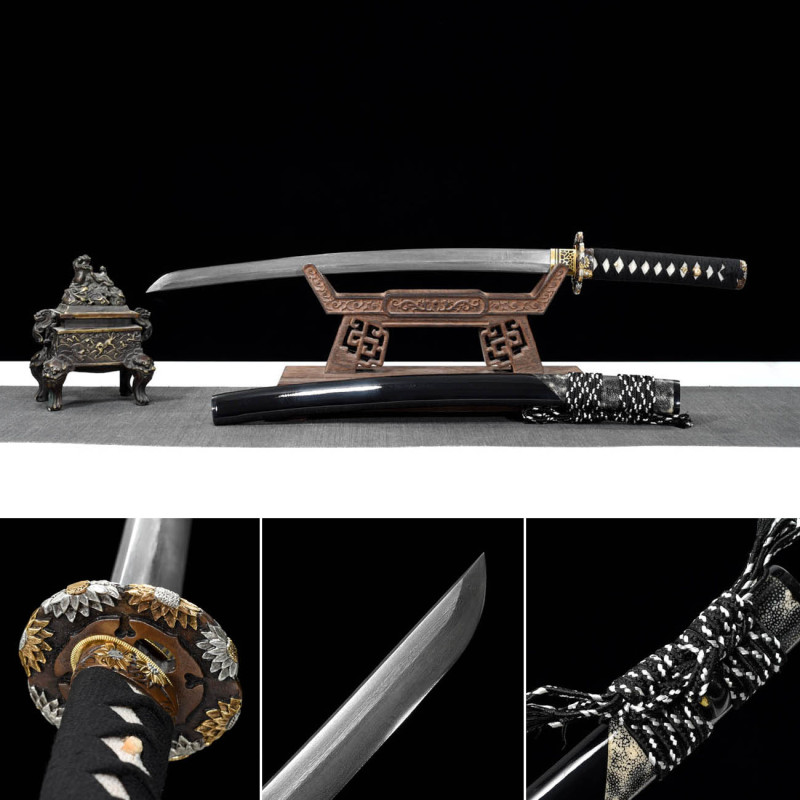 Handmade Chrysanthemum Wakizashi,Japanese samurai sword,Real Wakizashi,Hundred Steelmaking Pattern Steel