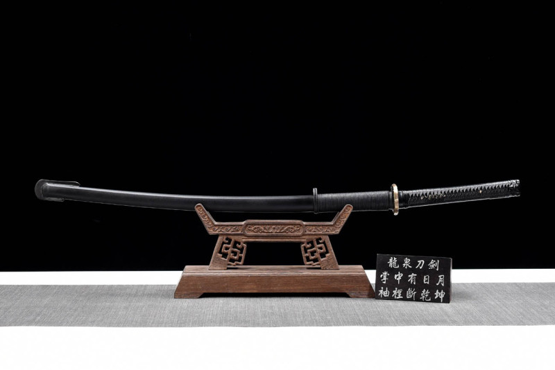 Handmade Black Tachi,95 Japanese Sabre,Japanese samurai sword,Real Tachi,High-performance spring steel