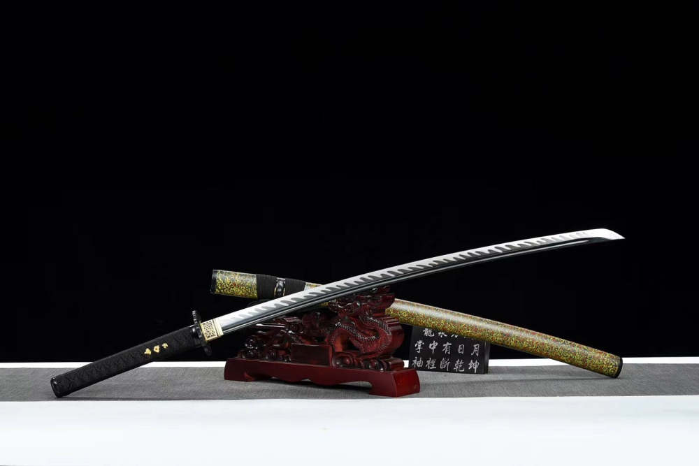 Cold flame samurai sword,Katana,High-carbon steel,Solid wood handmade Scabbard,Longquan sword