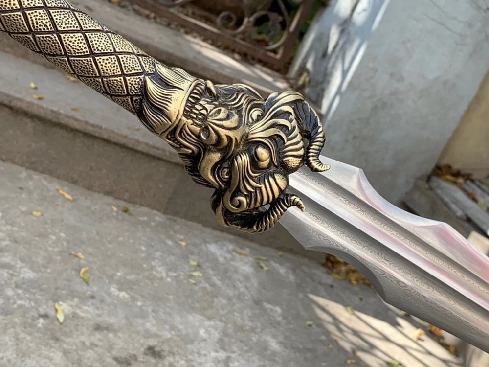 Bull Demon Spear,Handicraft,red-tasselled spear,Lance,Handmade Weapon,Hundred steelmaking pattern steel,Longquan sword