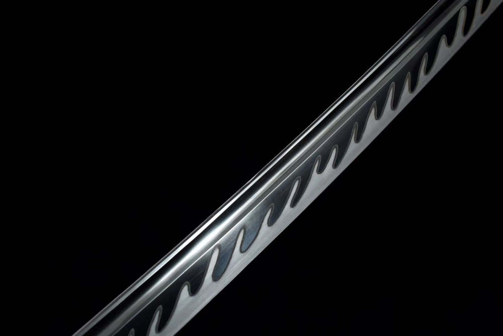 Cold flame samurai sword,Katana,High-carbon steel,Solid wood handmade Scabbard,Longquan sword