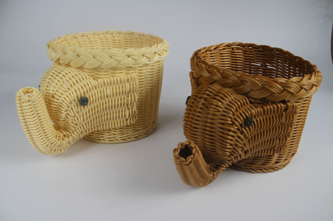 High Quality Small large Elephant Rattan Storage Basket Creative Natural Woven candy basket