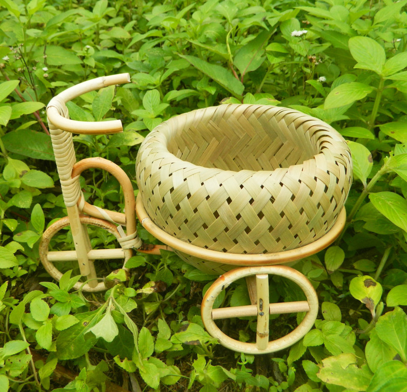 Hotel Wedding Catering Service Bamboo Weaving Crafts Bicycle +Two-tier Decorative Fruit Basket, Wine Basket, Bread Basket