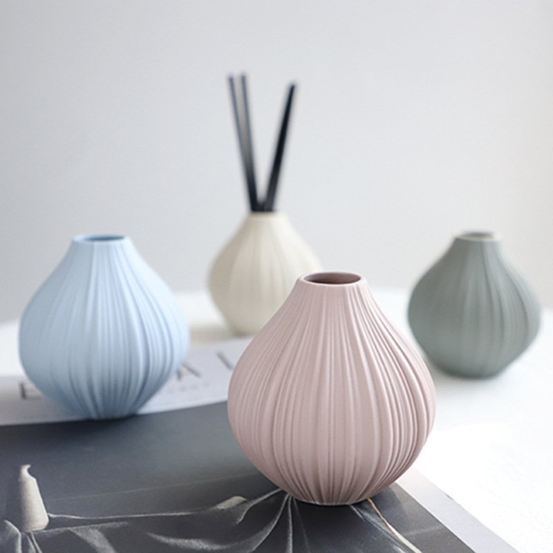 Custom Modern Porcelain Ceramic Flower Vases For Home Decor Small Vase