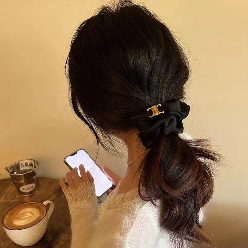 J2104セリーヌ ヘアバンド ハイブランド 人気 モノグラム ヘア 