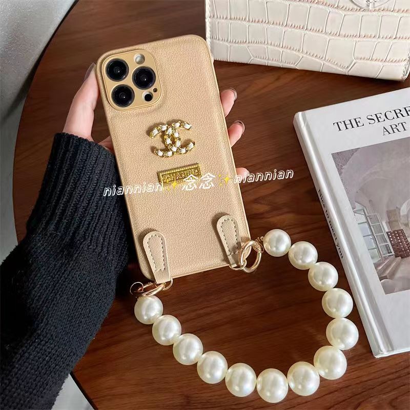 Chanel おしゃれ iphone14plus/14Proケースハイブランド 優雅 ストラップ真珠シャネル iphone  14/14promaxケース全面カバー キズ防止 iphone13pro/13カバー パールチェーン 落下防止 iphone12Pro  max/12pro保護ケース軽量激安