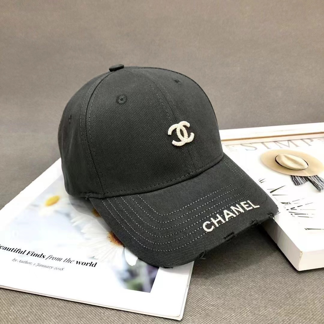 新品 シャネル CHANEL キャップ ノベルティ白 男女兼用 高質で安価 - 帽子