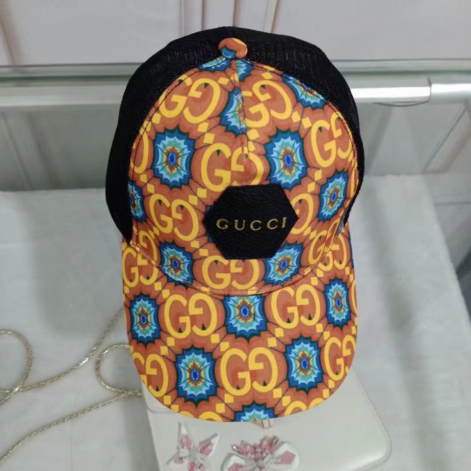 GUCCI キャップ ブランド帽子グッチメンズ レディース 帽子 GG無地 男女兼用 運動 釣り UVカサイズ調整刺繡ハット春 夏 秋 激安冬  おしゃれ ベースボールキャップ 綿100％