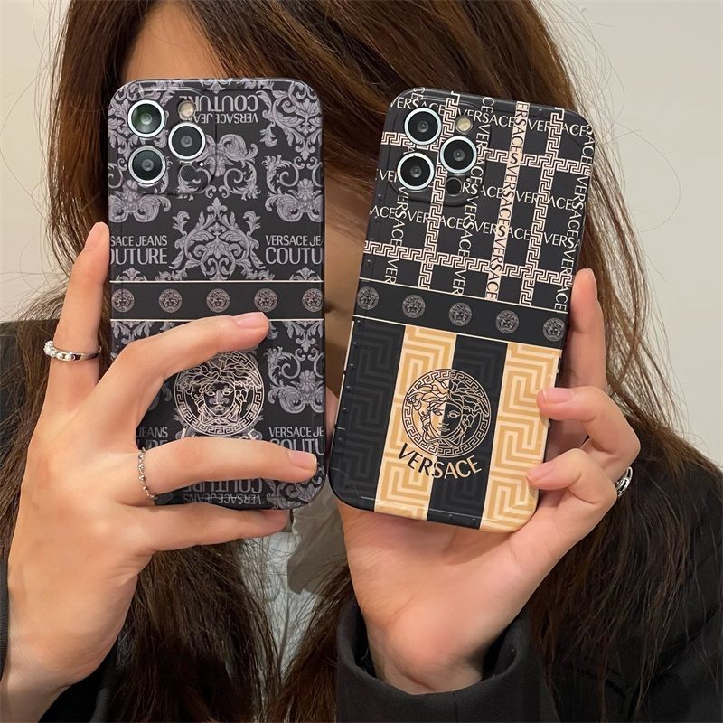 未使用 VERSACE ヴェルサーチ PHONE 12/12Pro CASE-