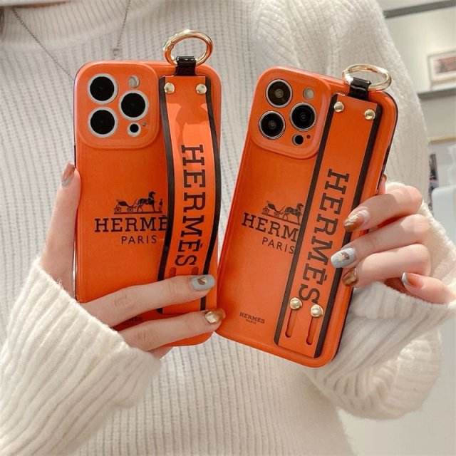 エルメス IPhone15 Pro/14plusブランドケース 柔らか 耐衝撃 Hermes  