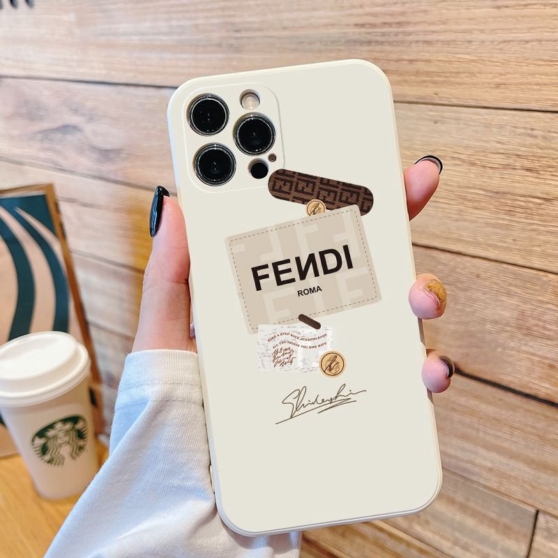 FENDI iPhone 11 Pro ケース 携帯ケース スマホケース 新品 - 長財布