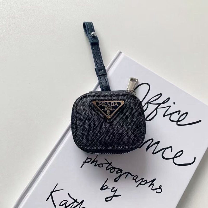 プラダPradaブランド airpods pro2ケースブランド ピンク レッド 