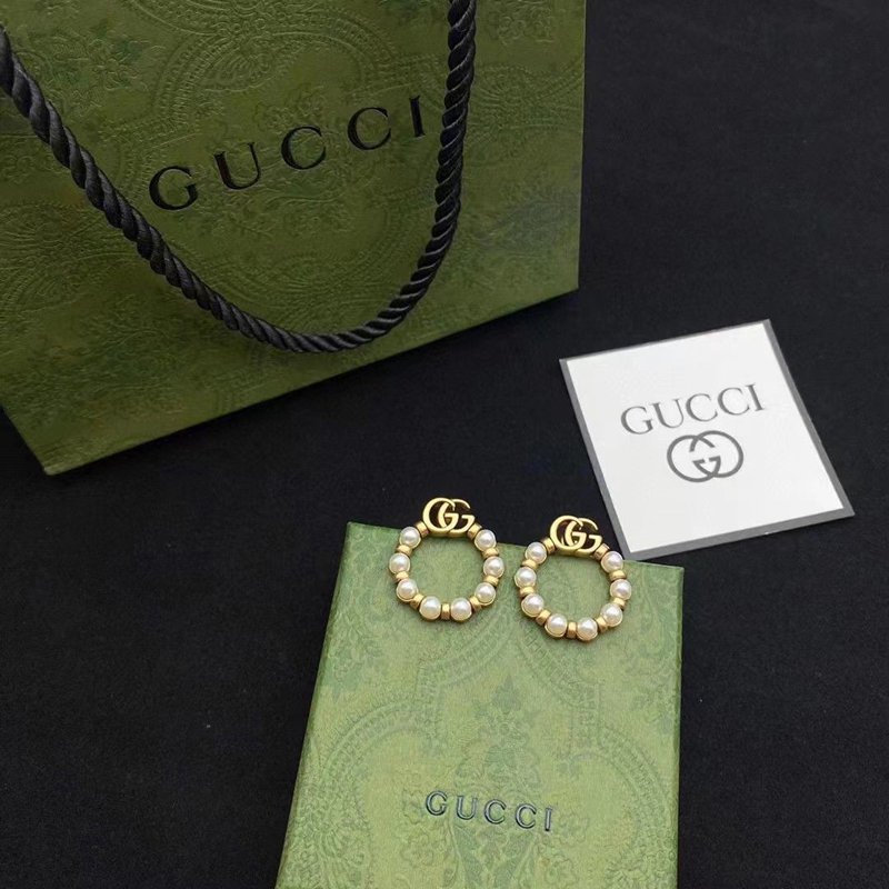 グッチGGハイブランドピアス 耳飾り レディースピアス 真珠付きピアスGUCCI 優雅パーティー人気送料無料 簡単少女感 アレルギー対応  ビジネスパール付き キラキラ ダイヤ付き超人気 ビューティフル 飾り彼女 プレゼント ギフト誕生日