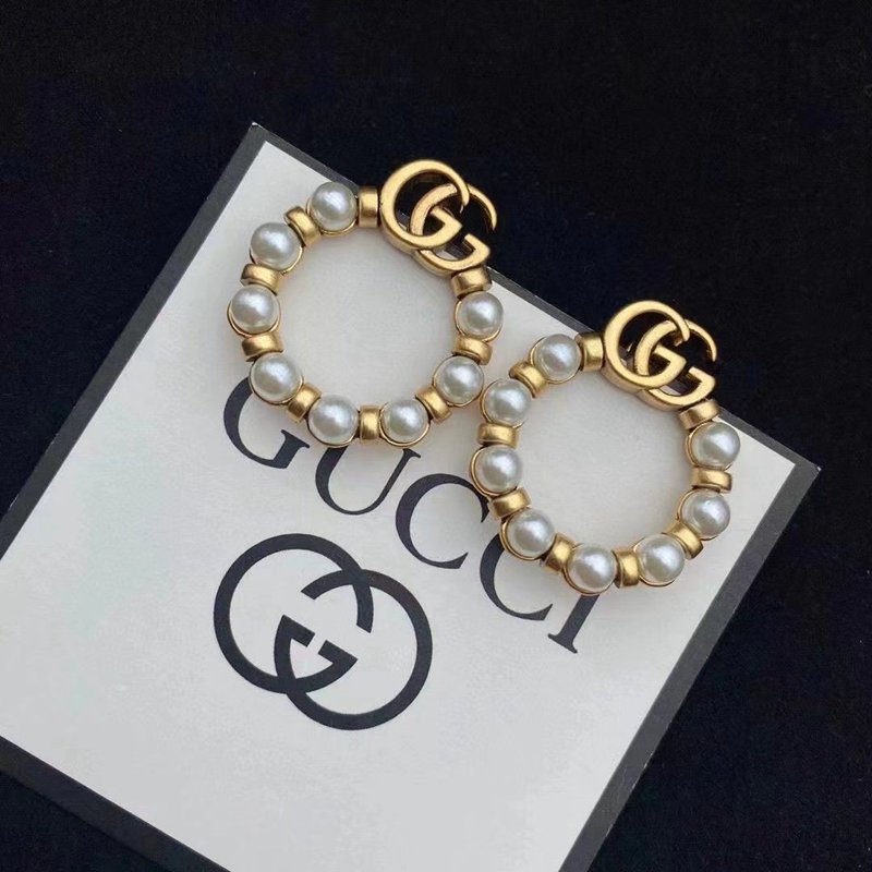 グッチGGハイブランドピアス 耳飾り レディースピアス 真珠付きピアスGUCCI 優雅パーティー人気送料無料 簡単少女感 アレルギー対応  ビジネスパール付き キラキラ ダイヤ付き超人気 ビューティフル 飾り彼女 プレゼント ギフト誕生日