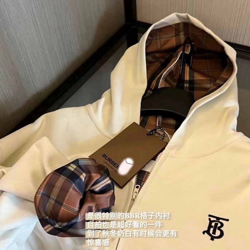 新品　トレーナー男女兼用 白 BURBERRY バーバリー パーカー BURBERRY トレーナーシャツ 帽子付き