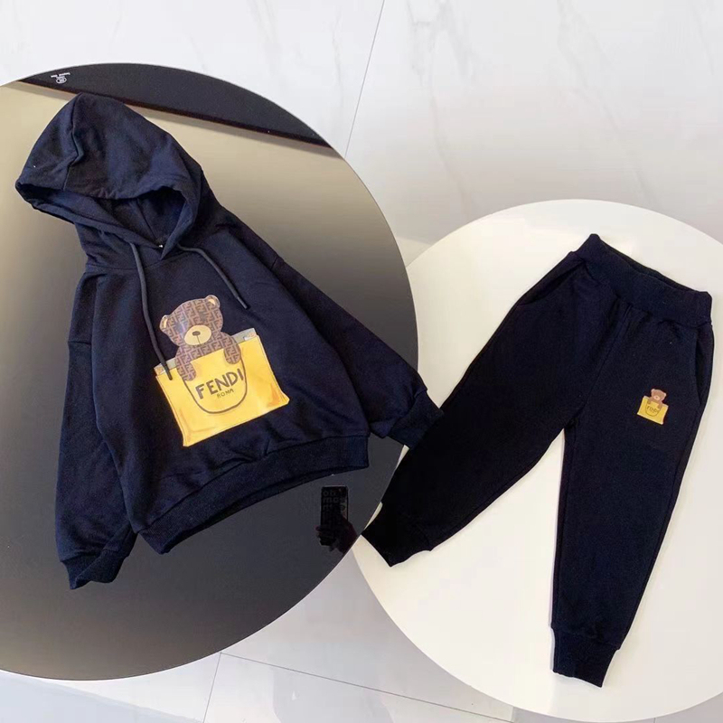 Fendiフェンディ定番スウェット ハイブランドスポーツウェア 子供服  