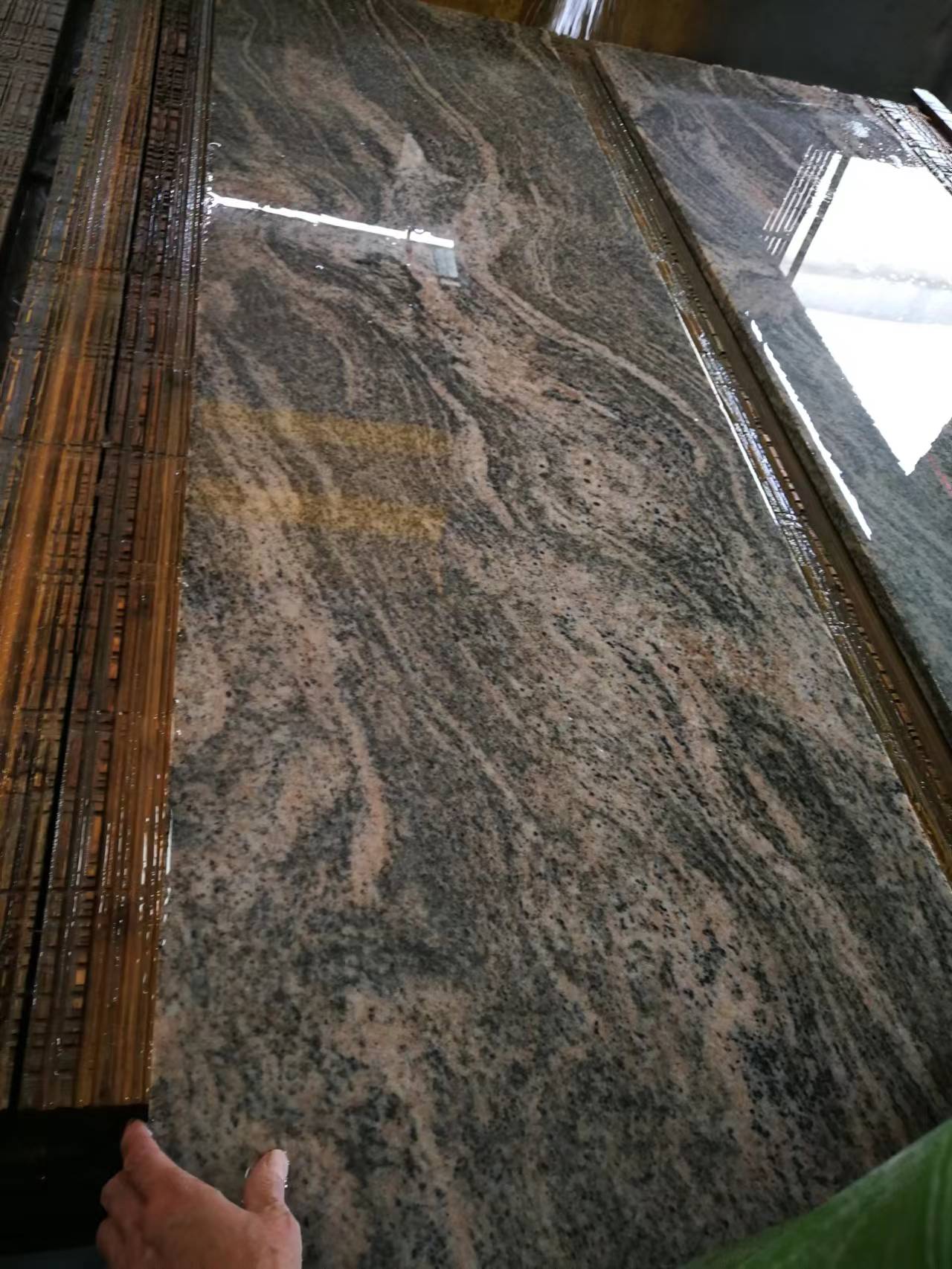 Desert river granite-golden granite