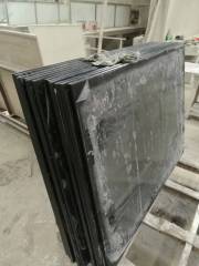 black quartzstone countertop