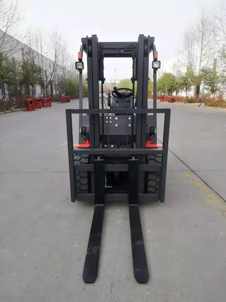 QINGONG 1.5Ton Electric Battery Forklift Truck