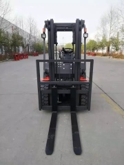 QINGONG 1.5Ton Electric Battery Forklift Truck