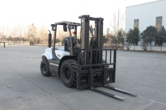 3.5Ton All Terrian Forklift Truck