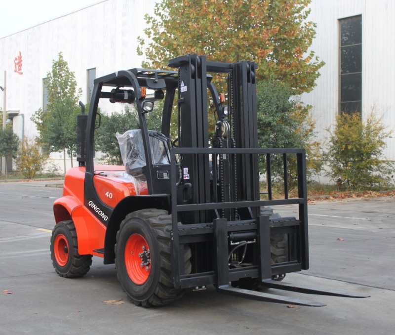 QINGONG 4Ton All Terrian Forklift Truck