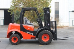 QINGONG 4Ton All Terrian Forklift Truck