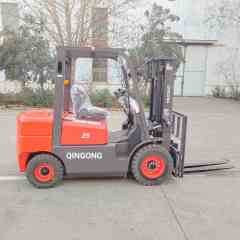 QINGONG 2.5Ton Diesel Forklift Truck Lift Truck