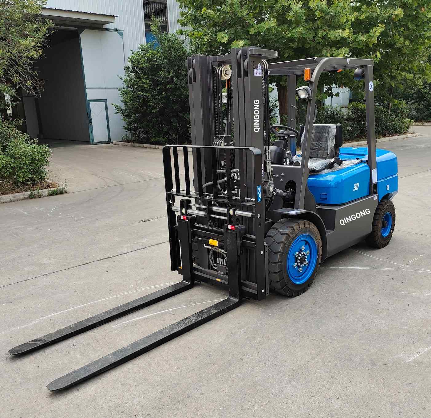 QINGONG 3Ton Diesel Lift Truck