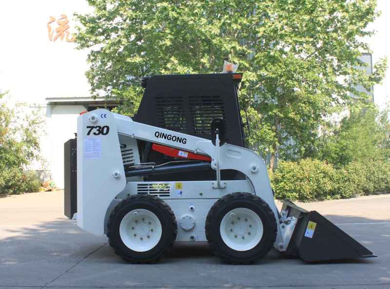 QINGONG Skid Steer Loader WT730 Cheap Price