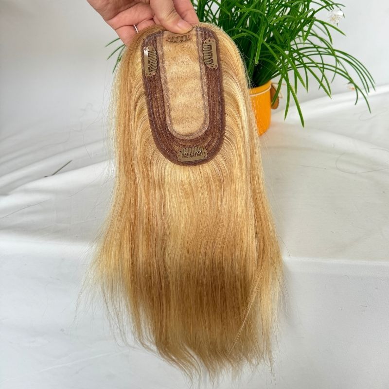 Medium Brown Mix 613 Blonde Color Silk Base European Human Hair Topper With Clips In Silk Top Hair Toupee for Women 7x13 CM Silk Base Closure Wigs for Woman 12 Inch 27P613#