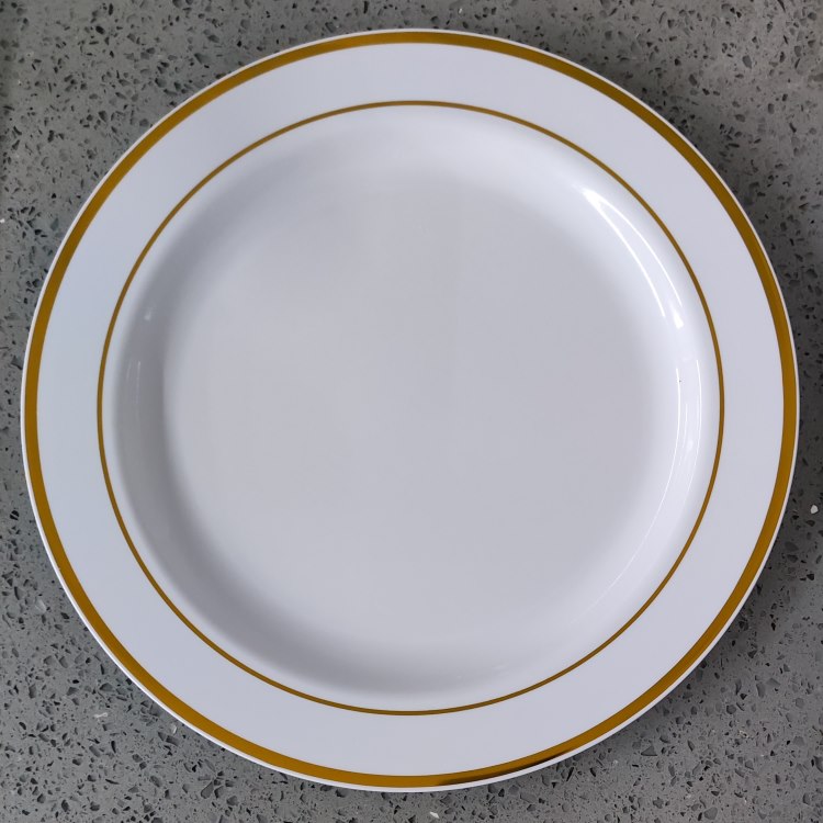 6", 7.5", 9", 10.25" gold/silver Dinnerware set, Gold/silver Rims Plastic Plates