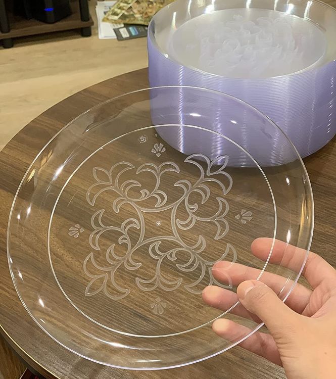 6", 9" Clear Plastic Plates