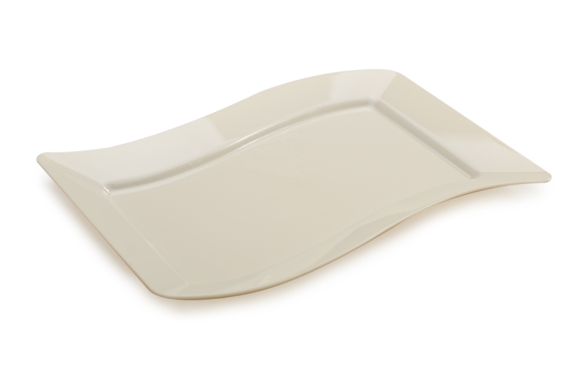 Wavy Plastic Dinner Plate (5.5" x 7.5", 6.5" x 10", 7.5" x 12", 10" x 15.75")