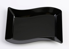 Wavy Plastic Dinner Plate (5.5" x 7.5", 6.5" x 10", 7.5" x 12", 10" x 15.75")