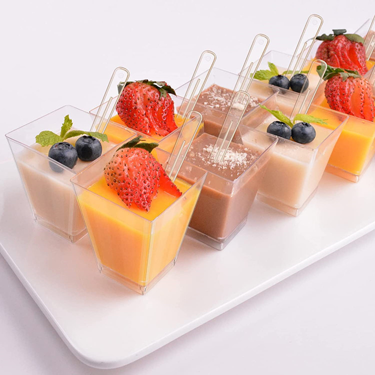 Wedding Decoration Cake Mousse Pudding Ice Cream Clear 5 oz Square Disposable PS plastic dessert cup with lids spoons