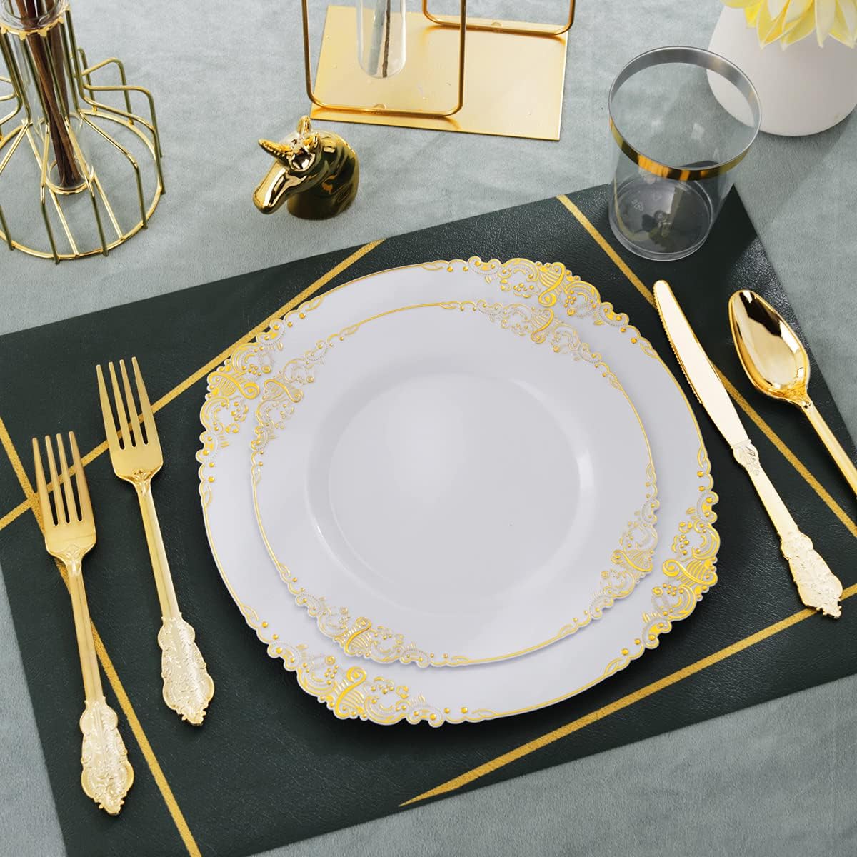 Hot Sell 175 pcs White Gold Rim Disposable Plastic Luxury dishes plates Dinnerware Set For Weddings Birthday Party Decoration