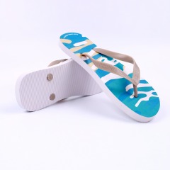 Comfortable Customized Ladies Beach Flip Flops Summer Slippers PVC Fake Lawn Webbing Slippers Sand Imprint Flip Flops