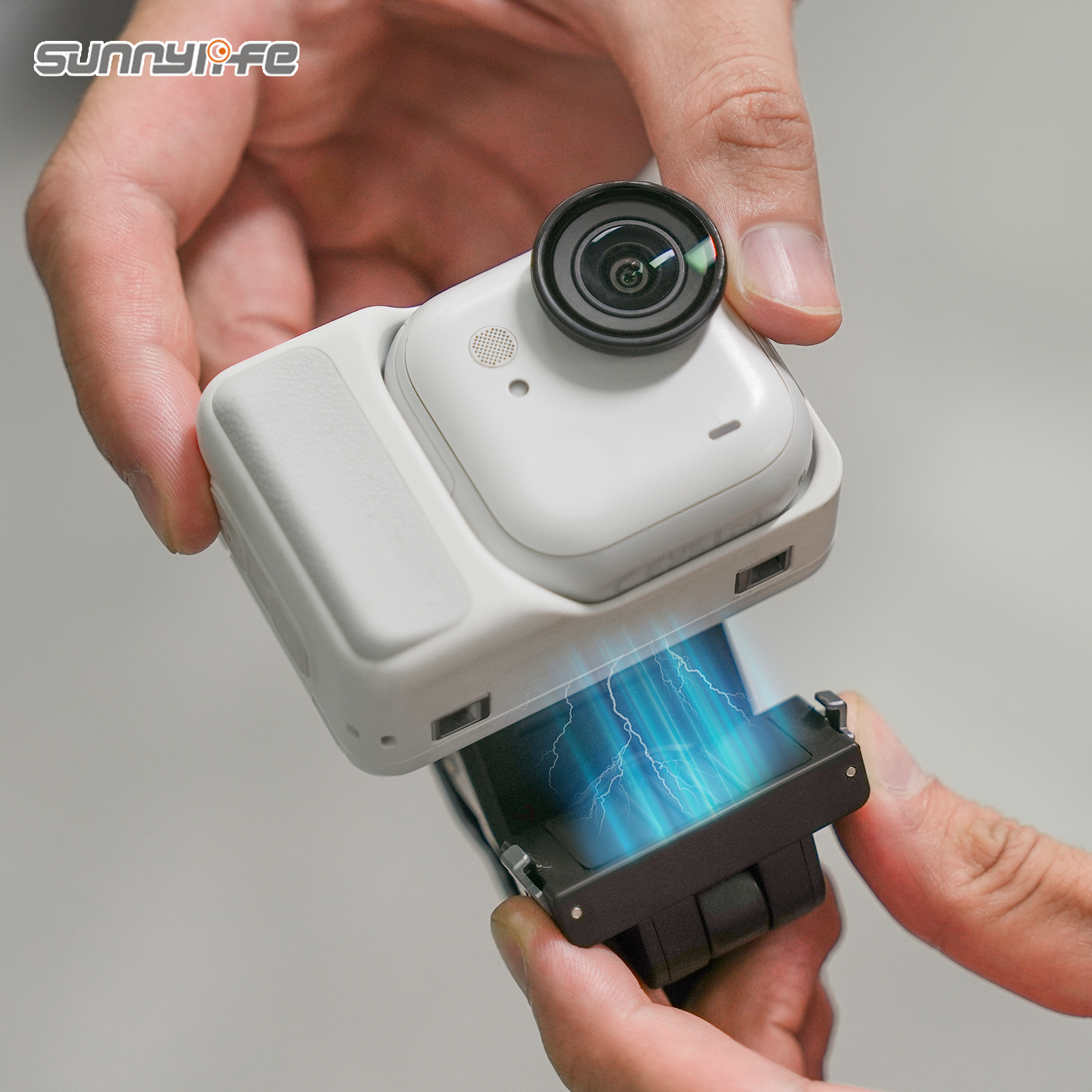 Sunnylife Magnetic Quick-Release Backpack Clip Action Camera Clamp Vertical-Horizontal Mount Accessories for Insta360 GO Ultra