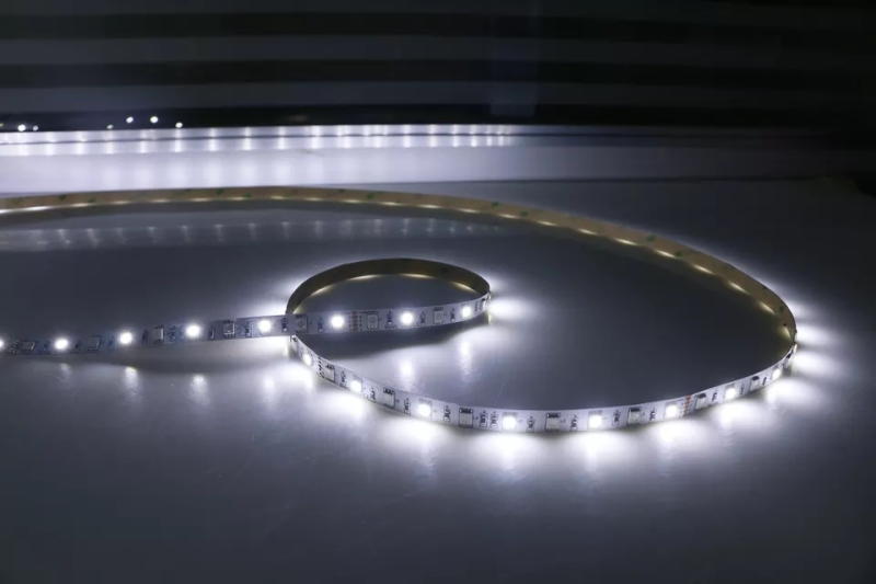 Wholesale Residential Input voltage DC 12V LED RGB+W Strip Lights set
