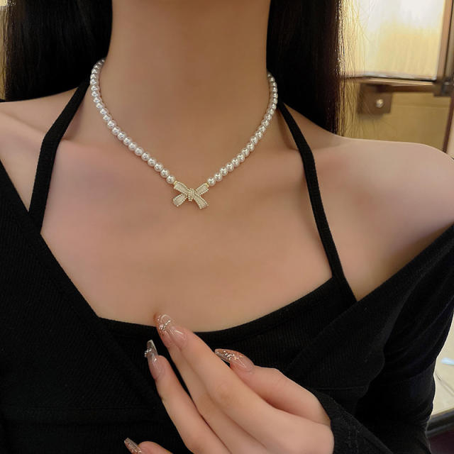 Baroque pearl bow choker necklace women