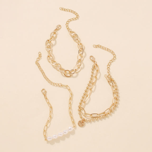 Pearl chain bracelet set