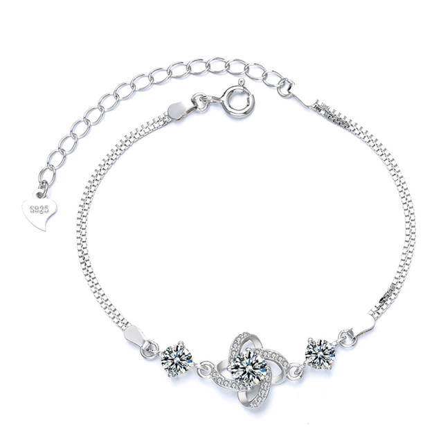 Sterling silver flower chain bracelet