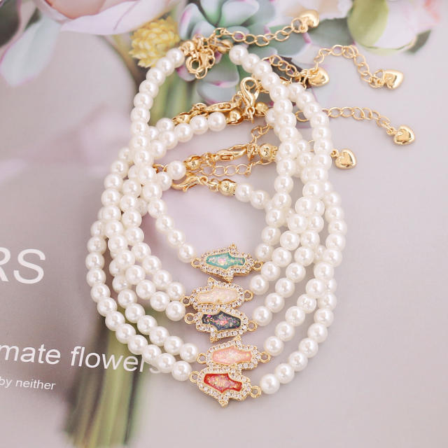 Color fatima hand pearl bracelet