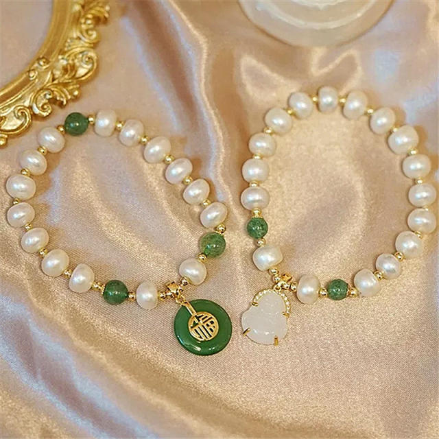 Natural pearl jade charm bracelet