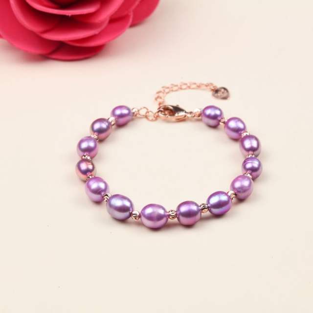 Freshwater pearl bracelet