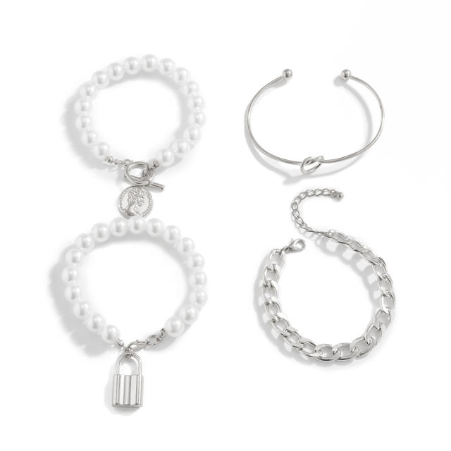 Pearl toggle bracelet 4 pcs set